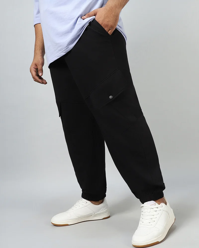 bewakoof Men's Black Super Loose Fit Plus Size Cargo Warm Joggers